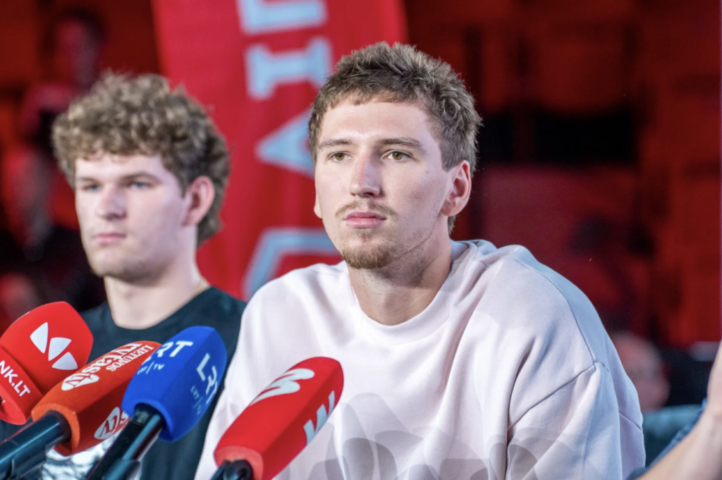 Bilietai tirpsta akyse: Lietuvos rinktinė su NBA lietuviais sulaukė milžiniško susidomėjimo