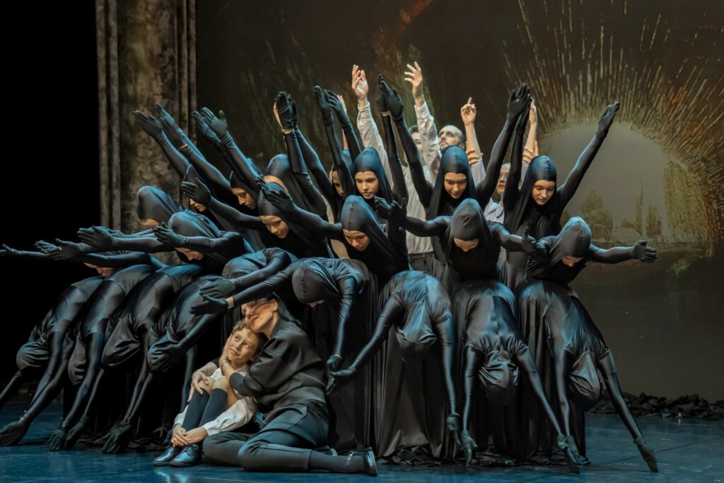 Šiauliečiai balandį nenuobodžiaus: arena kviečia į krepšinį, spektaklius ir tradicinį „Sun City Cup”